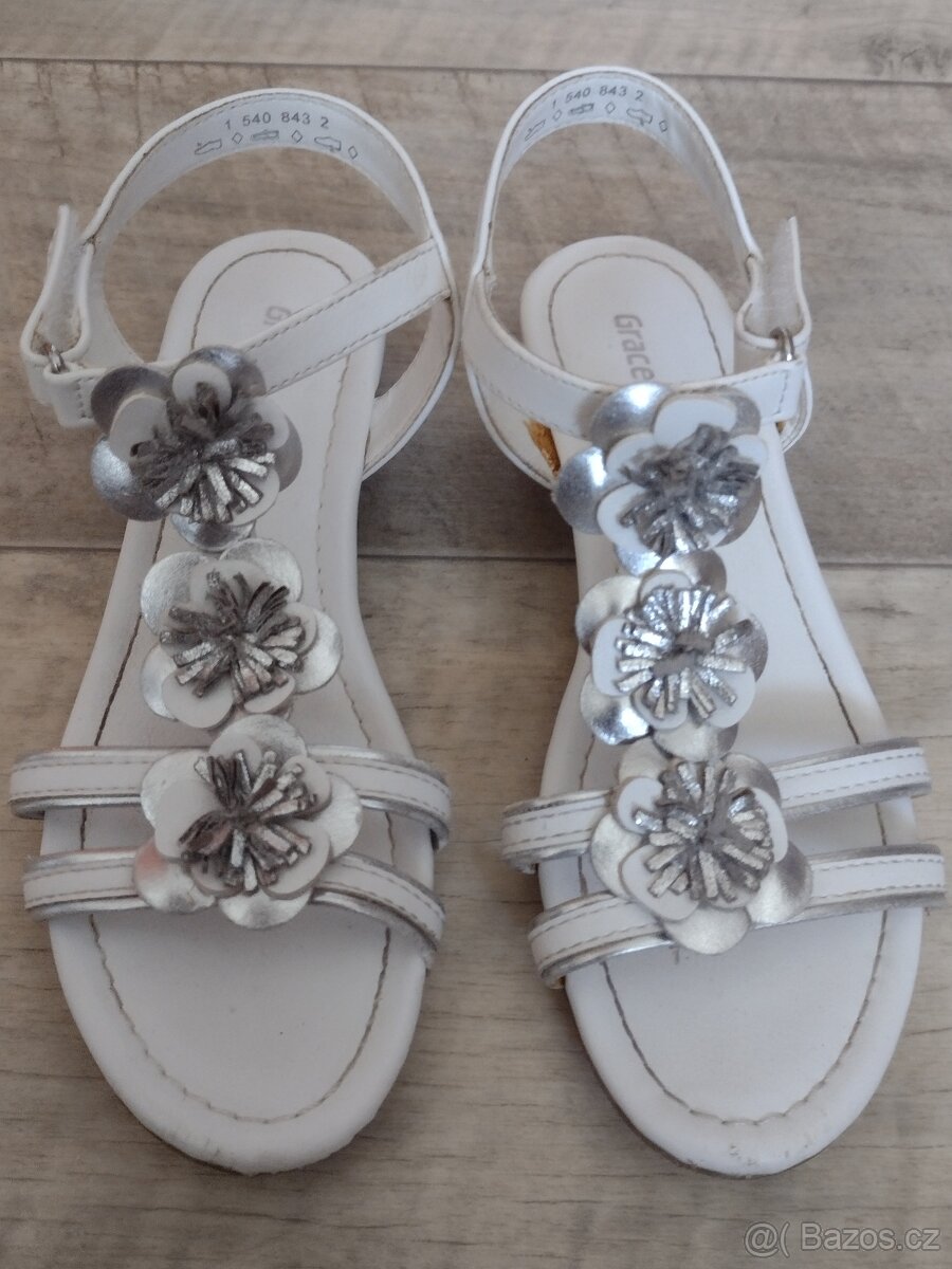Sandálky bílé vel.32 (spíš 31) - 2