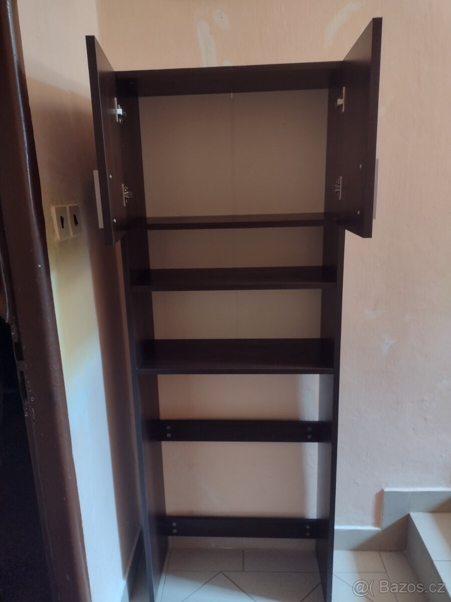 Koupelnový set-skříňka a zrcadlo - 2