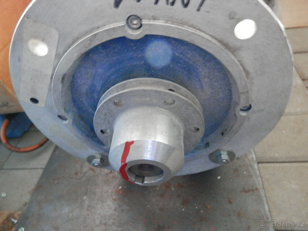 Elektro motor typ T100A4 - 2