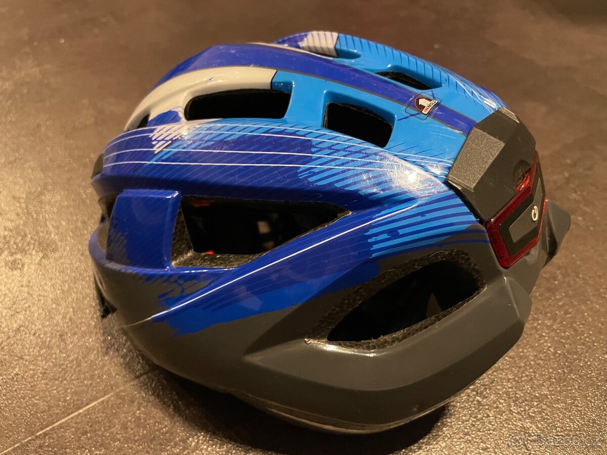 CRIVIT Dětská cyklistická helma s koncovým světlem - 2