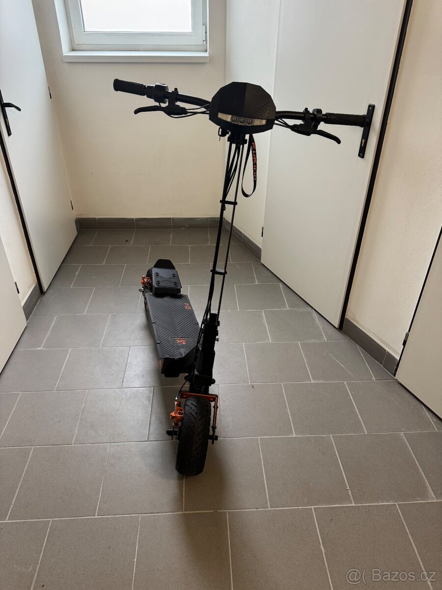 Elektrokoloběžka Kukirin G4 - 2