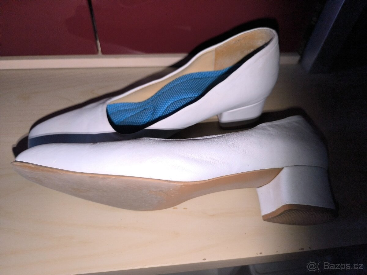 Lodičky top stav bílé vel 43 - 2