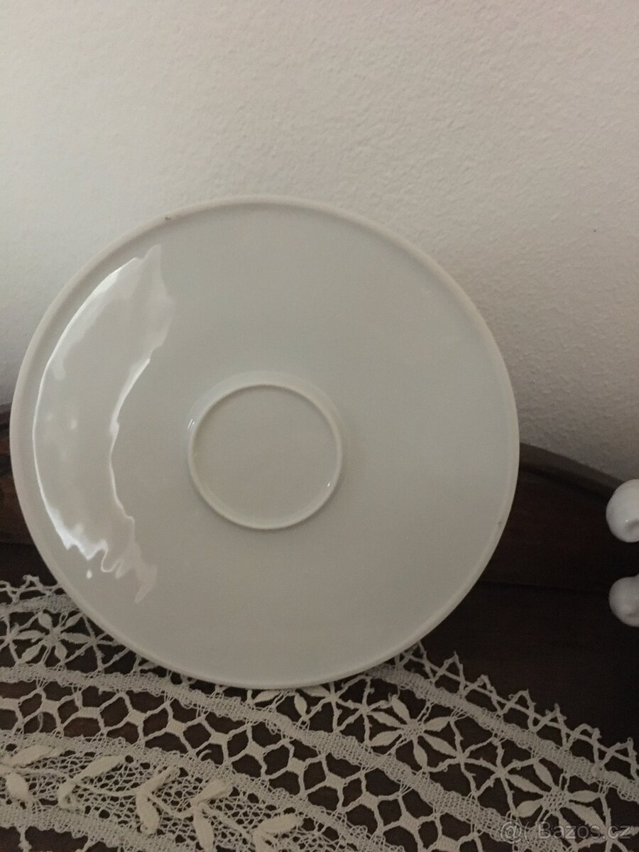 Hrneček s víkem a ohřívadlo - 2