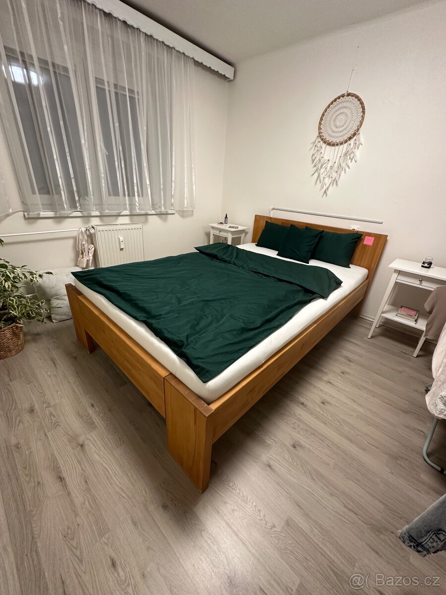 Drevena postel plus matrace a obal na matraci pratelny - 2