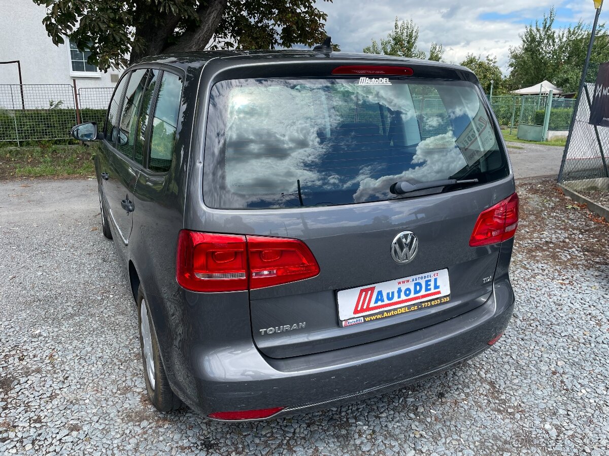 VW Touran 1.6 TDi Navigace,Climatronic - 2
