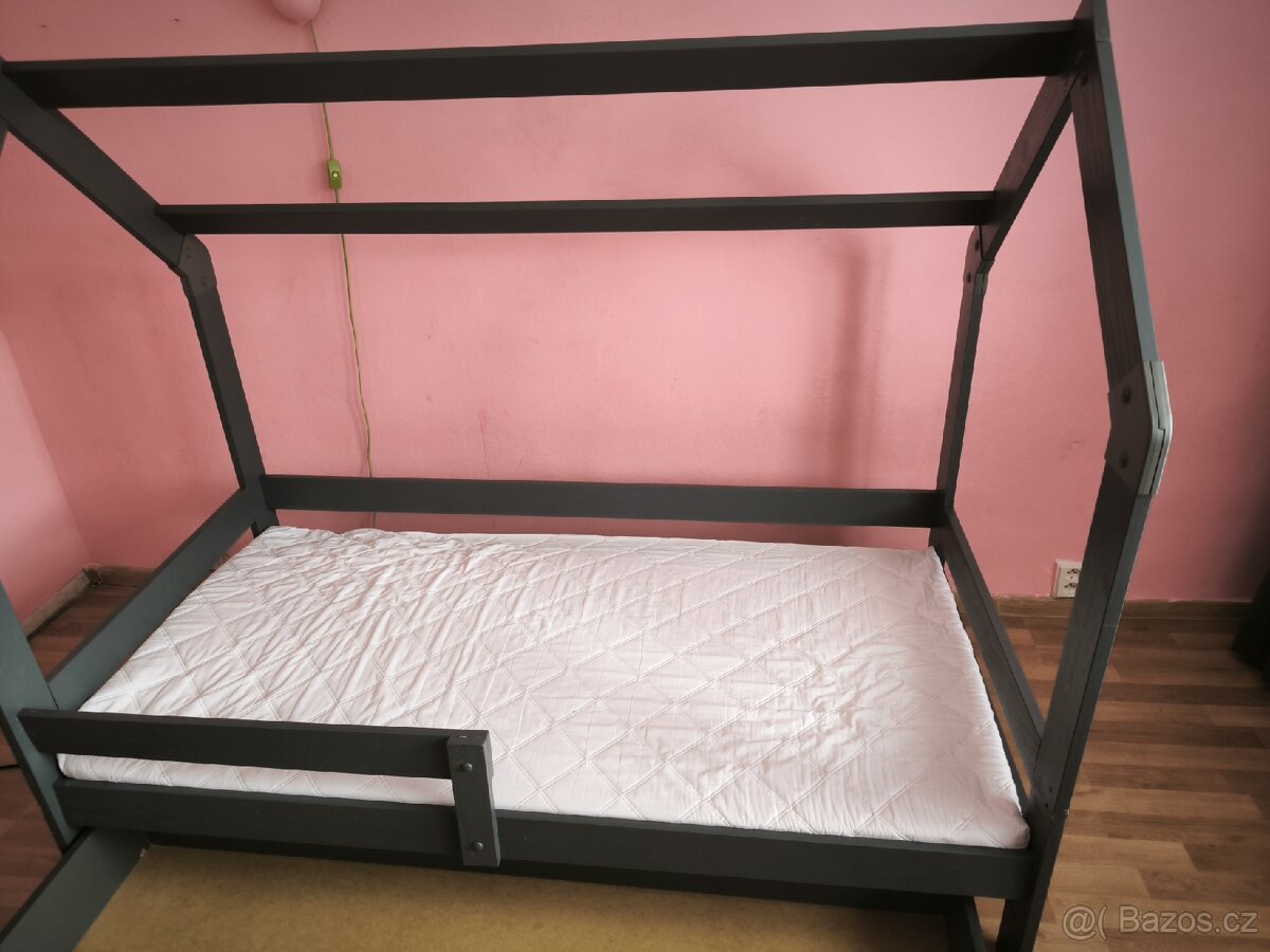 Dětská postel - domeček - 2