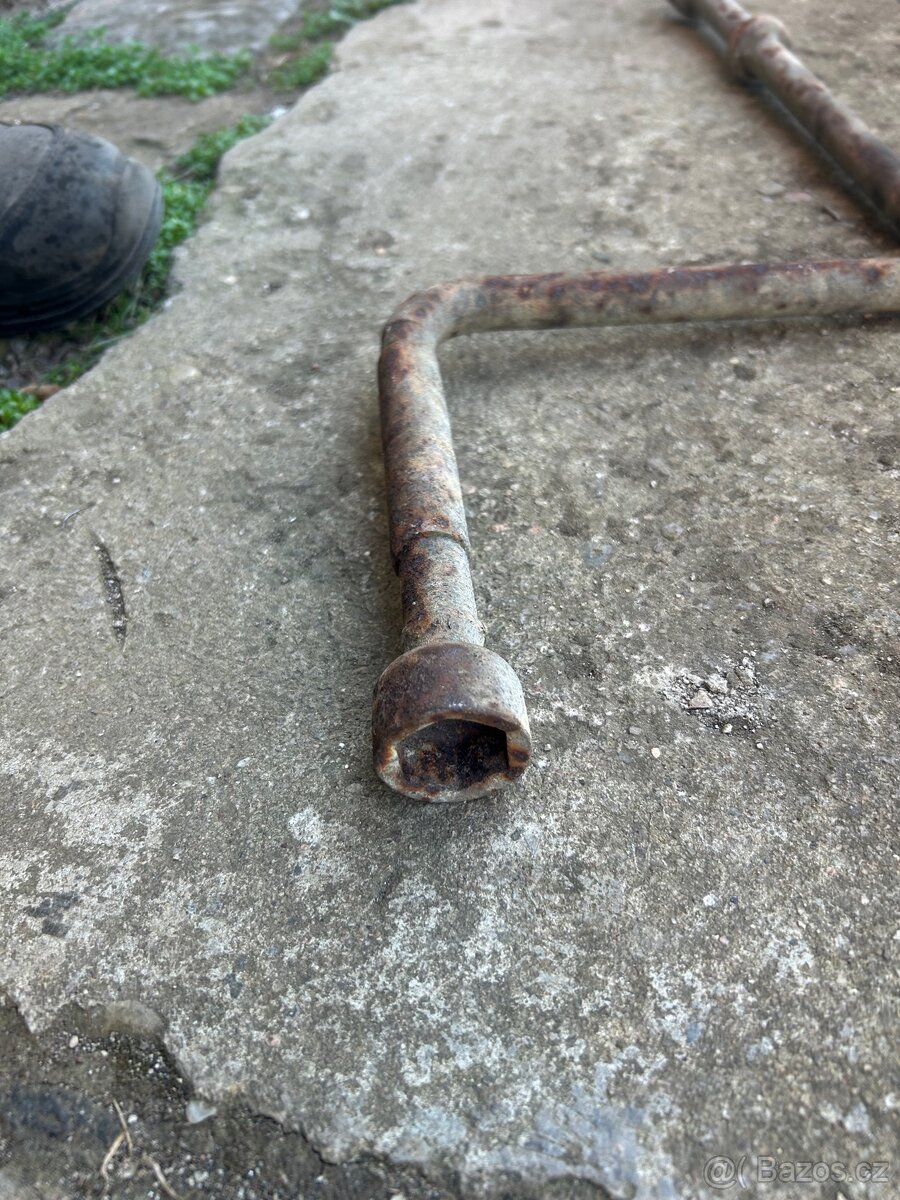 Startovací klika Zetor 3011 - 2