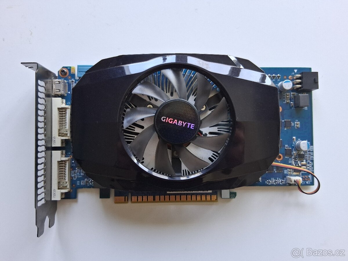 Grafická karta Gigabyte GeForce GTS 450 - 2