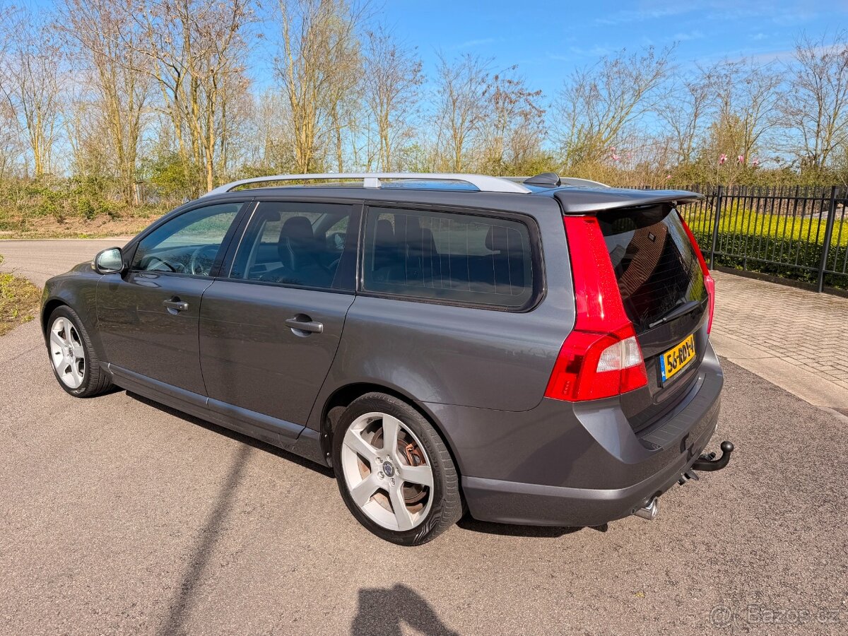 VOLVO V70 2.0T R-EDITION 2011 - 2