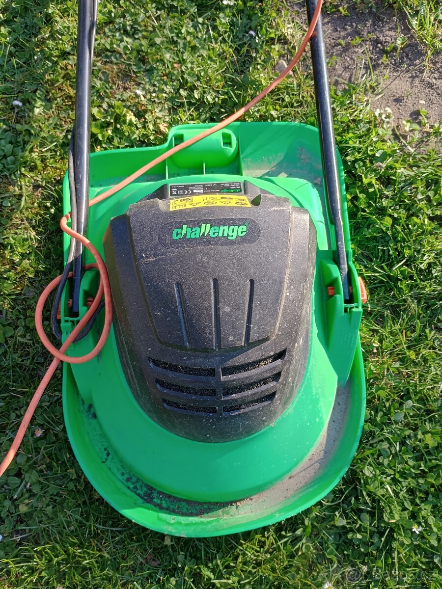 Elektrická vznášedlová sekačka Challenge MEH929 - 2
