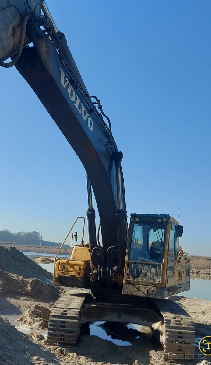Rypadlo Volvo EC 360 B, kopání, stavba - 2