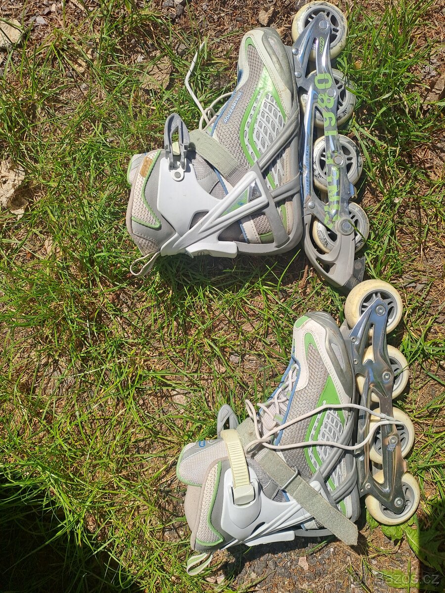 Kolečkové brusle inline Rollerblade vel 41 - 2
