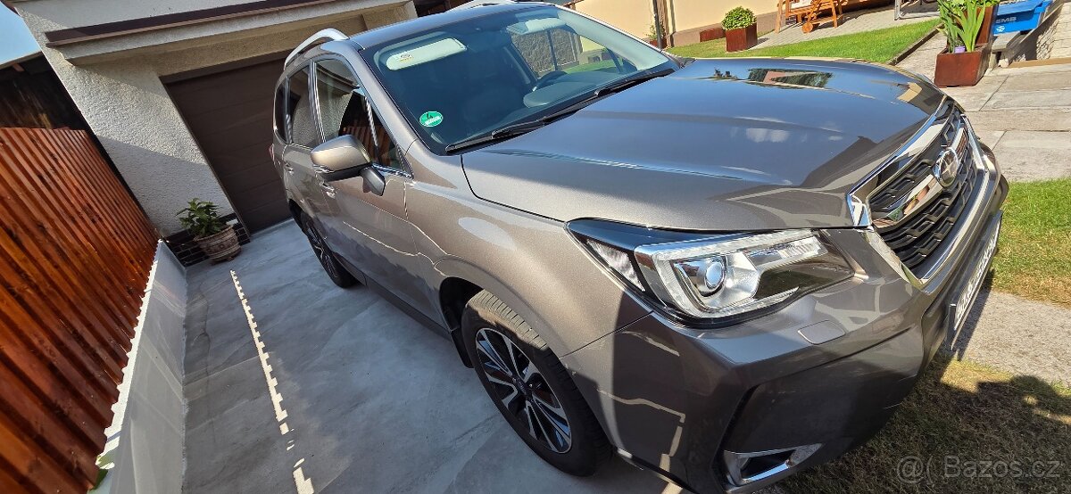Subaru Forester XT - 2
