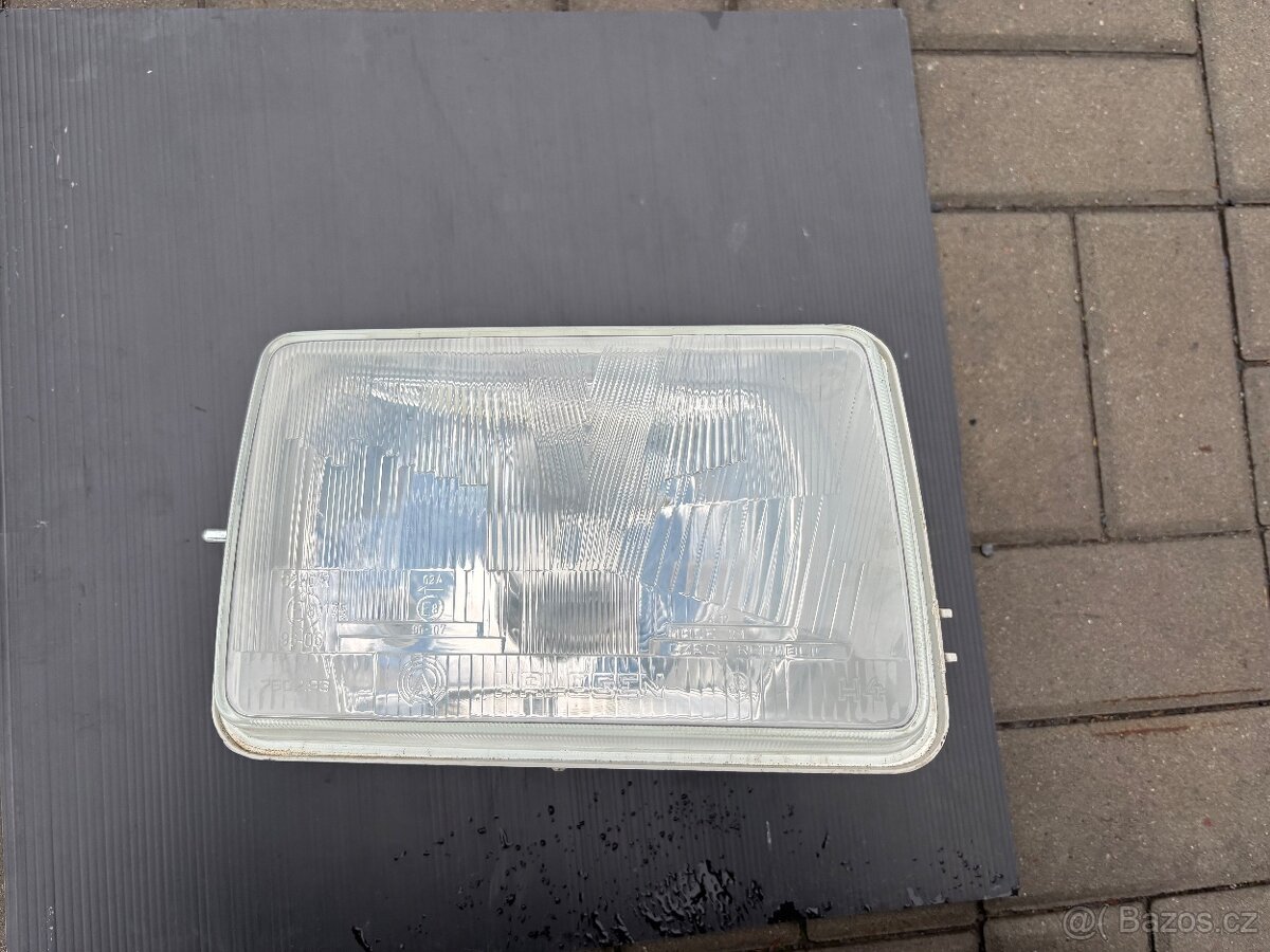 Přední světla Škoda 105L, 120L, 125L, 130L - 2