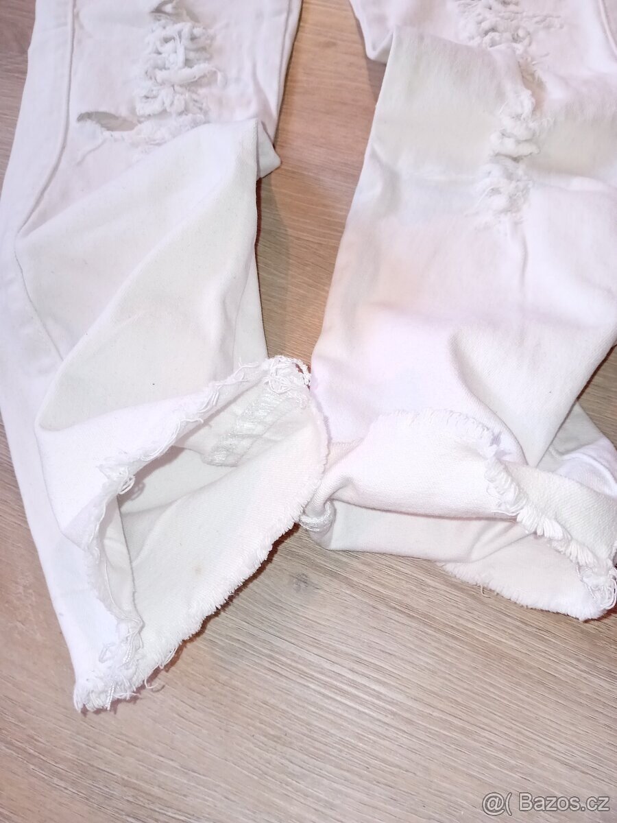 Bílé značkové džíny - 2