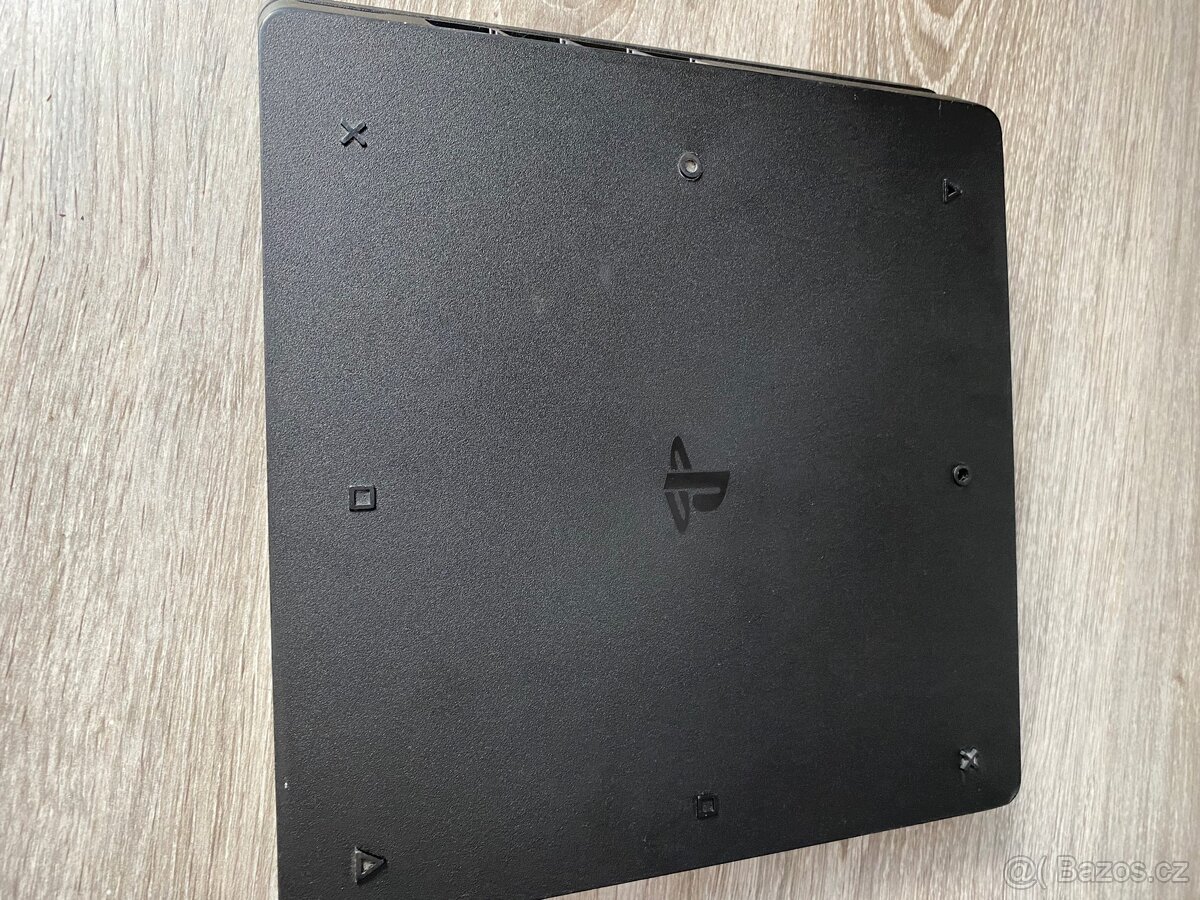 PS4 Slim 500 GB HDD - 2