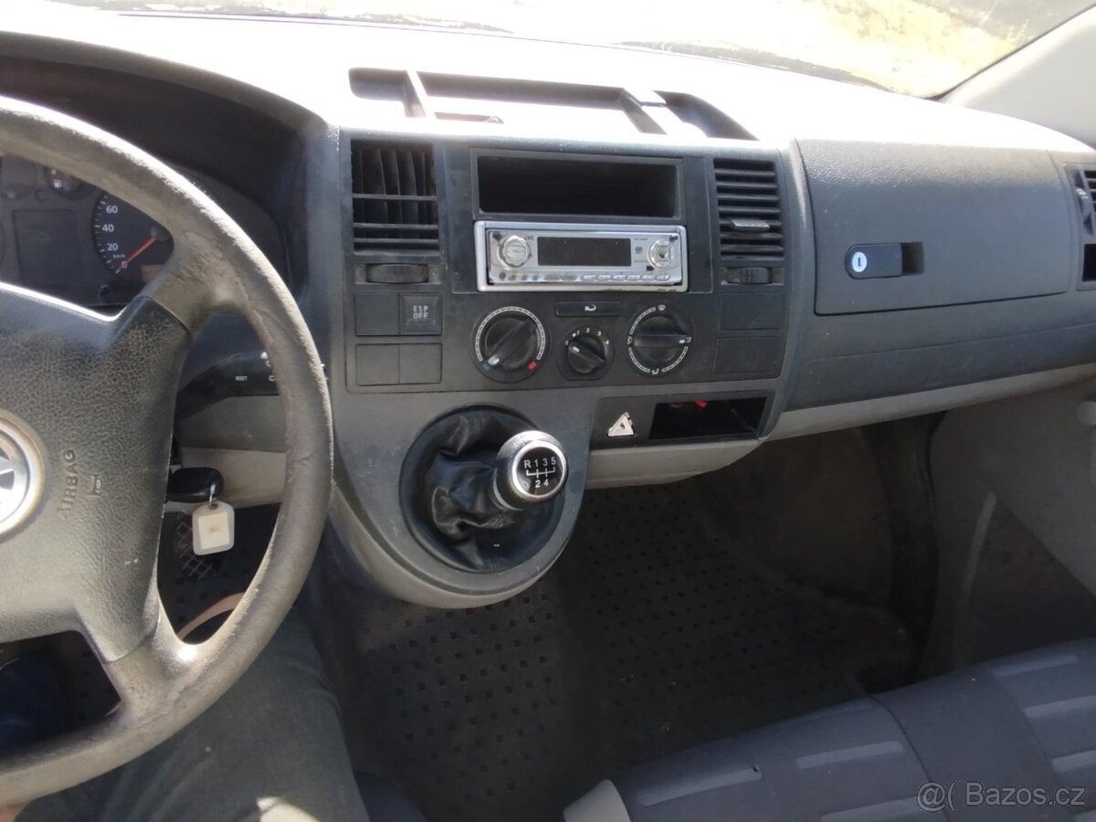 Volkswagen T5 Transporter 1.9 Tdi - 2