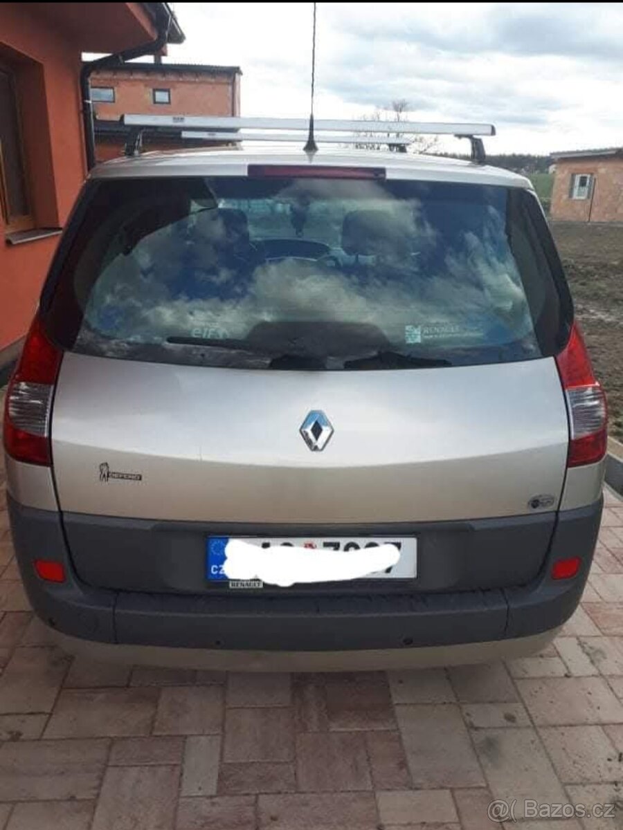 Renault Megane Scenic 7 míst - 2