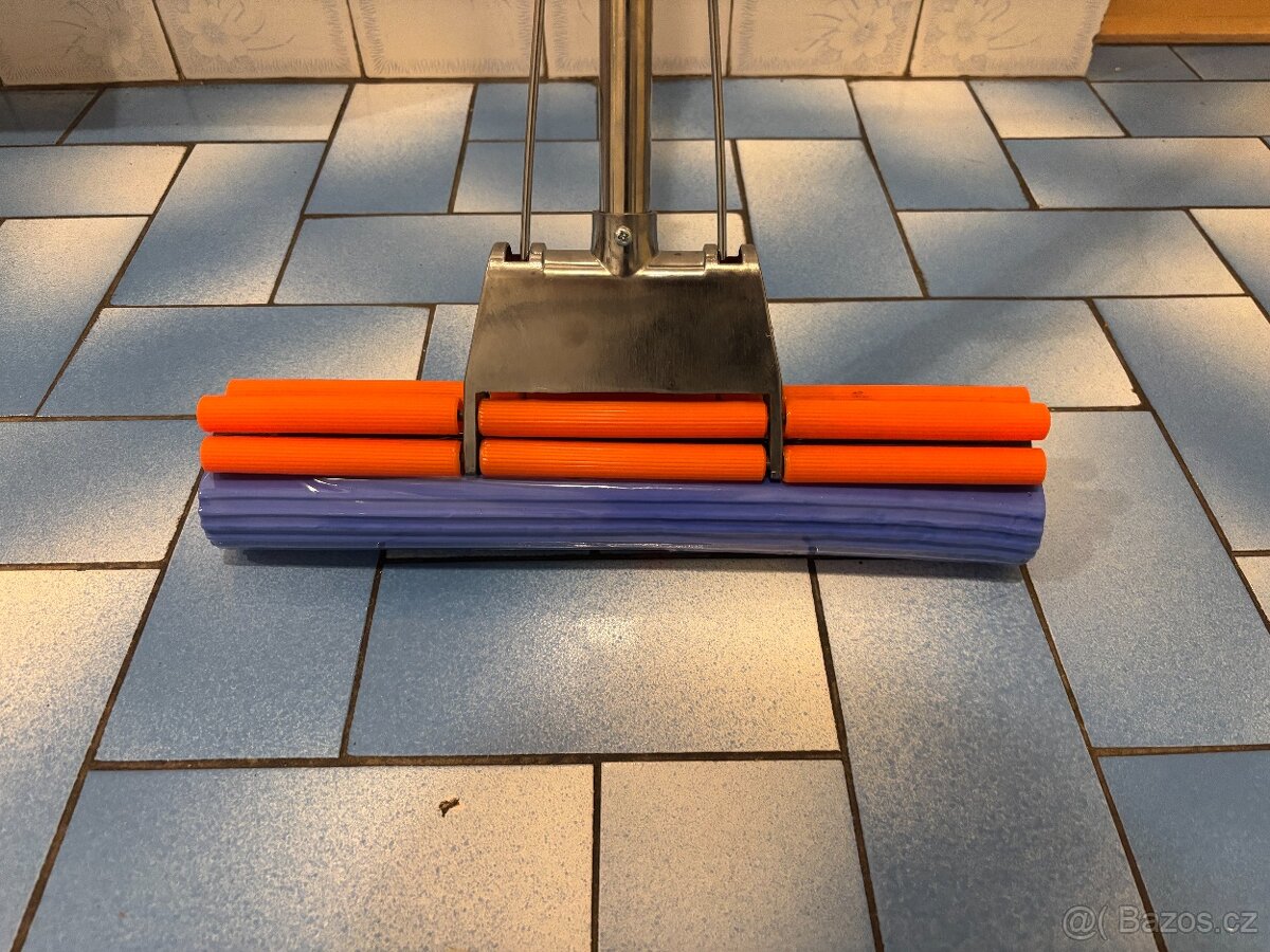 Mop - vytírací smeták - 2
