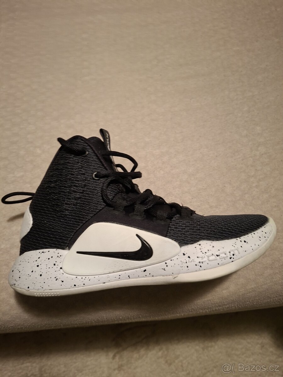 Nike hyperdunk dětské 38 - 2