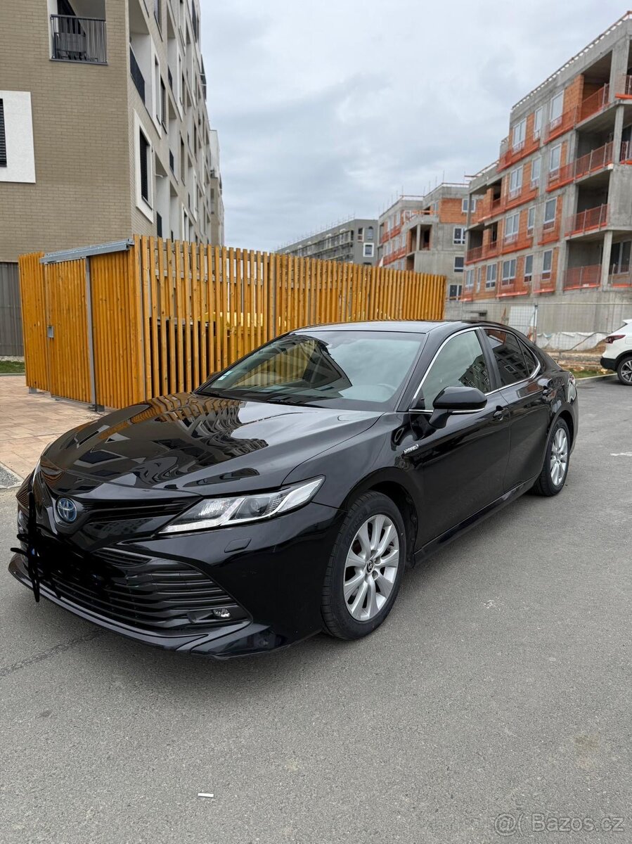 Toyota Camry 2.5 Hybrid - 2