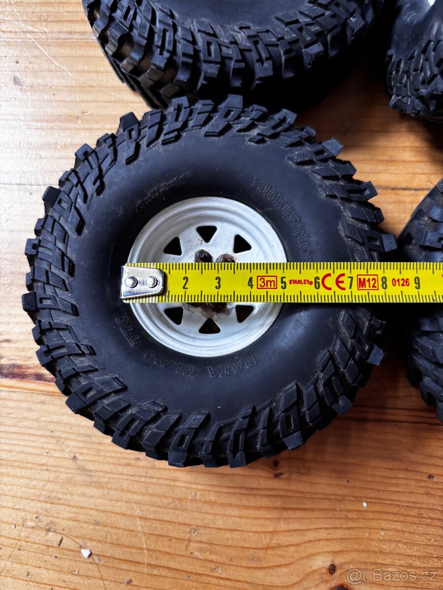 1:10 kola pro RC auto crawler RC4WD Mickey Thompson - 2