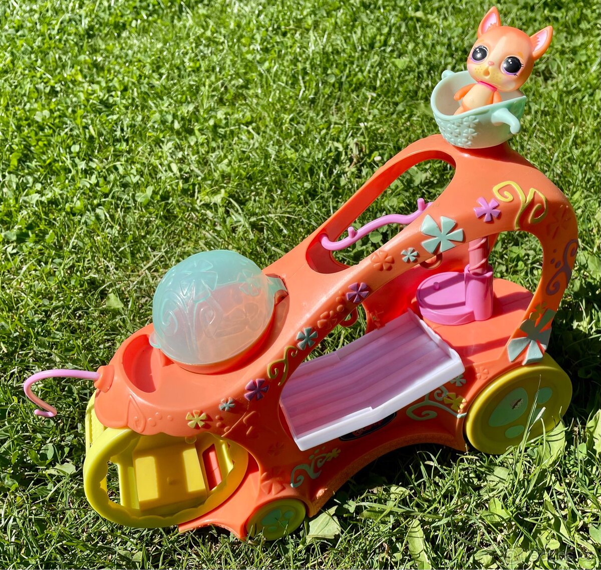 HŘIŠTĚ pojízdné (LPS) + 1 zvířátko - 2