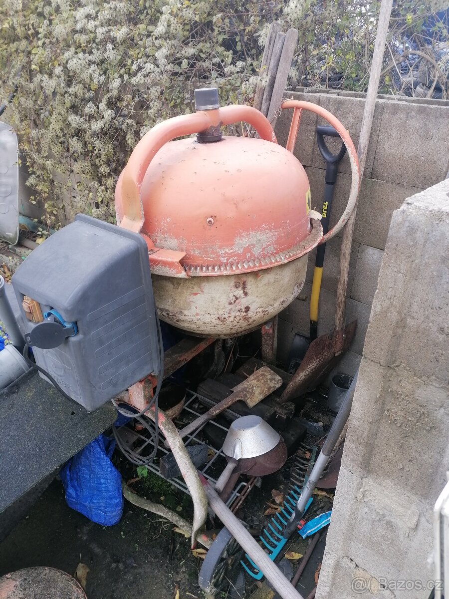 Stavební míchačka - 2