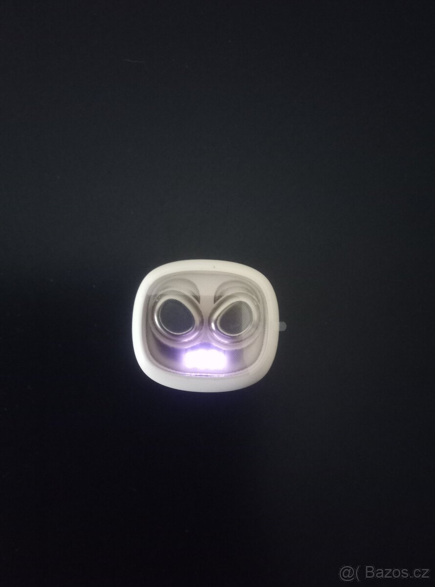 Bezdrátová Bluetooth sluchátka Hendari s LED displejem - 2