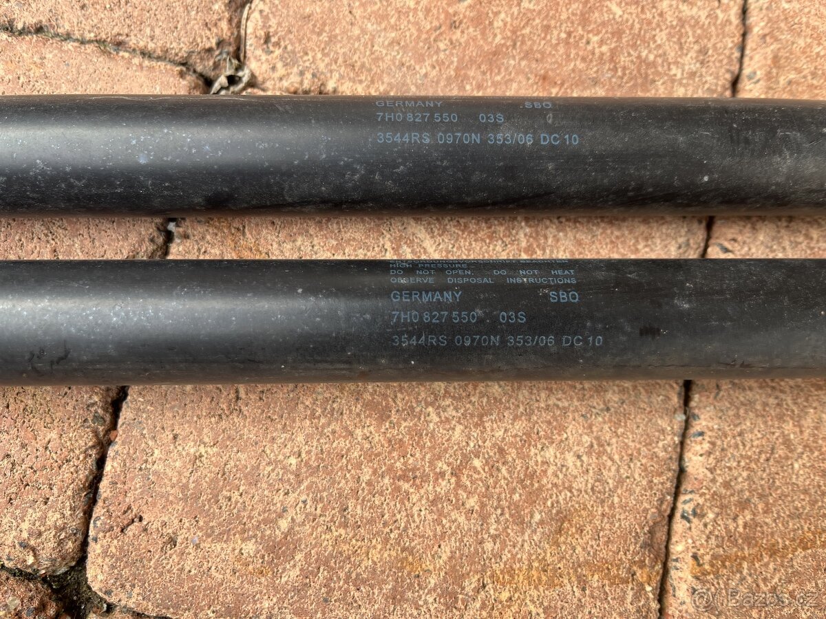 VW T5 tlumiče zadní vrata, zámek přední kapoty - 2