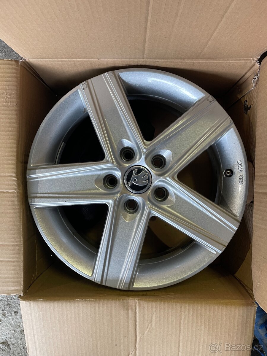 Alu kola Škoda 16 rozteč 5x112 - 2