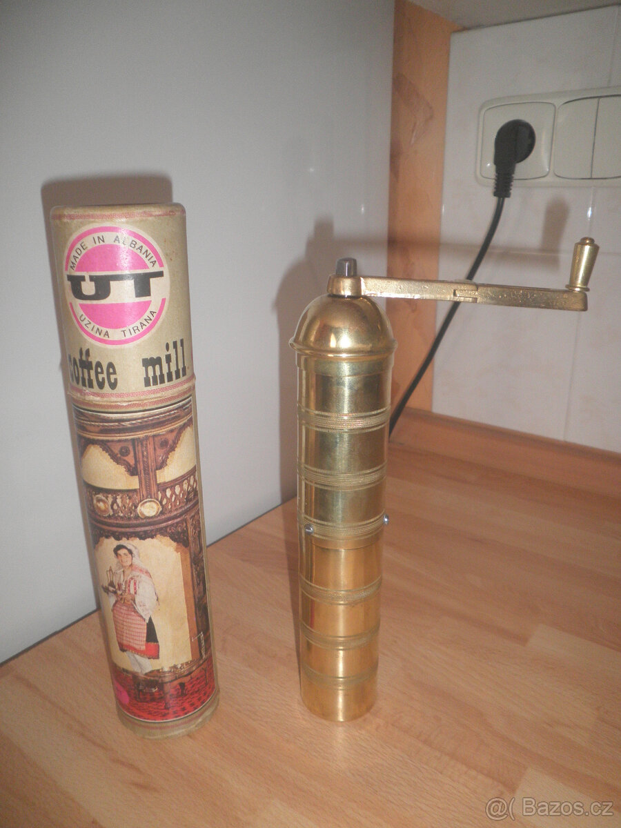 Mlýnek na kávu - 2