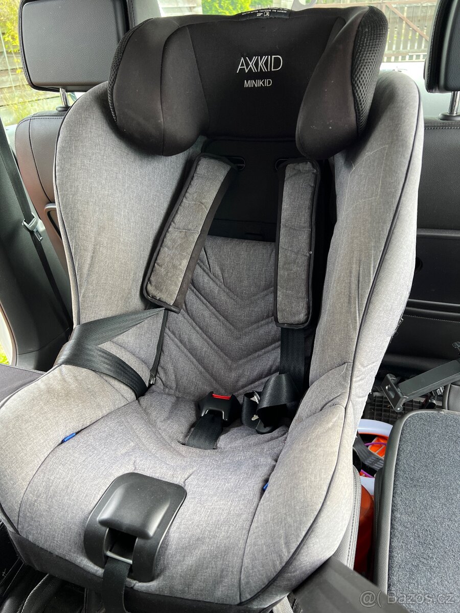 Dětská protisměrná autosedačka, AXKID MINIKID - 2