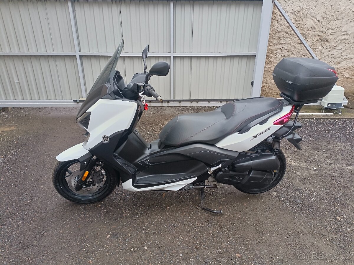 Yamaha x max 125i ABS rv. 2017 Cz doklady v ceně - 2