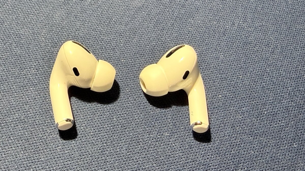 Apple AirPods Pro - 2