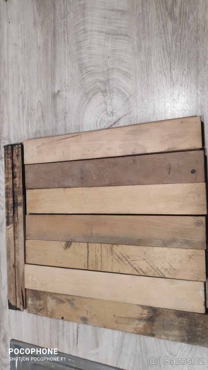 Prodám 38 m2 použitých a renovovaných dubových parket - 2