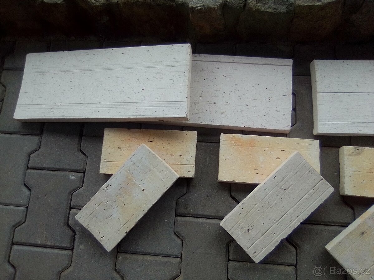 šamotové cihly dvě velikosti - 2