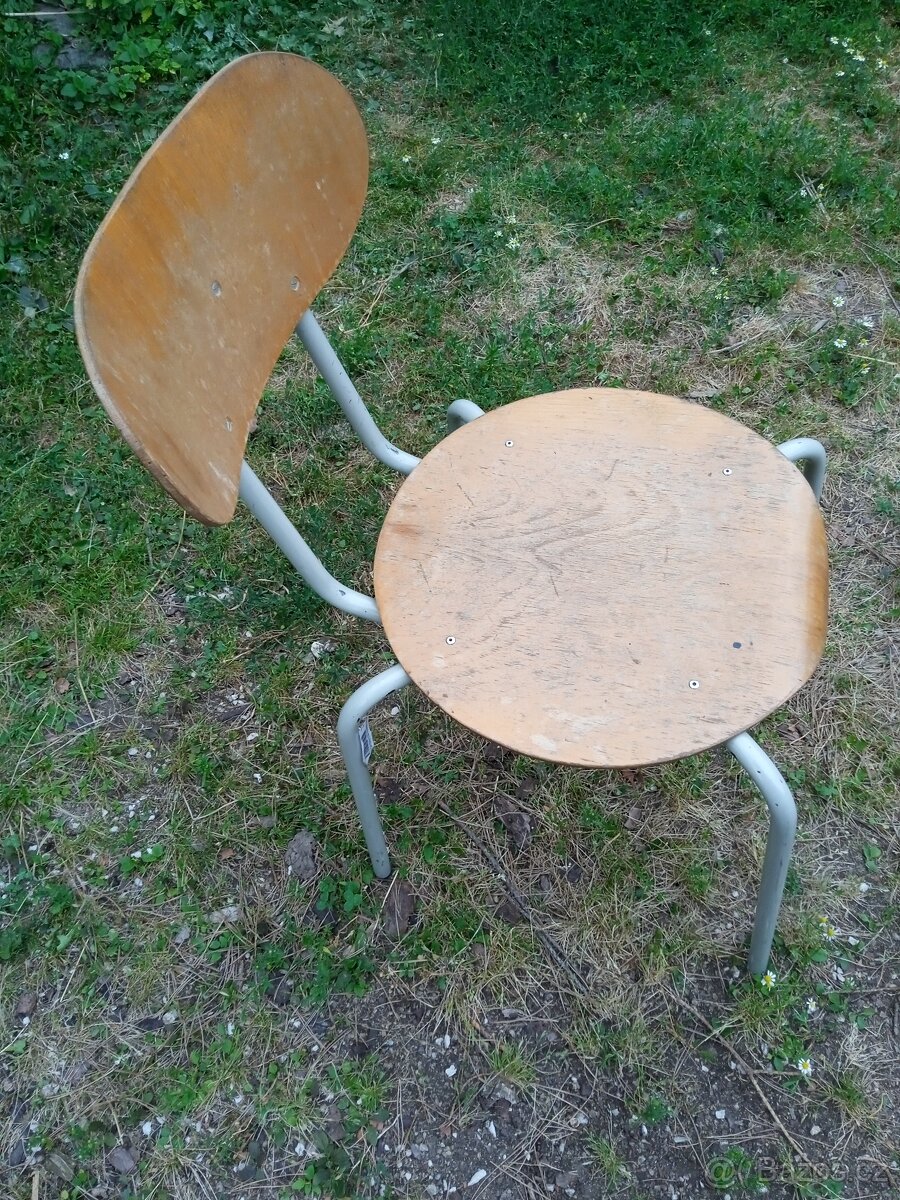 Židle - 2