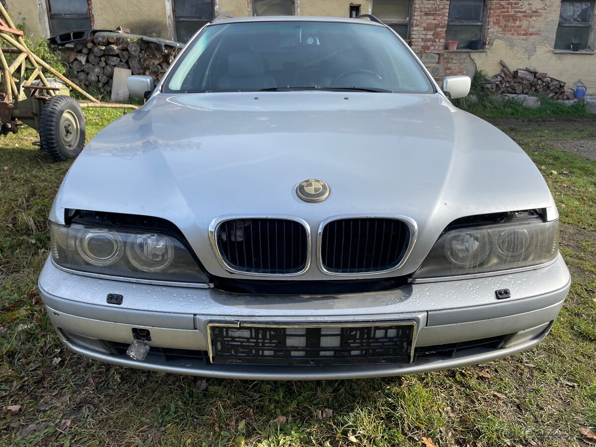 Náhradní díly bmw e39 525ia - 2