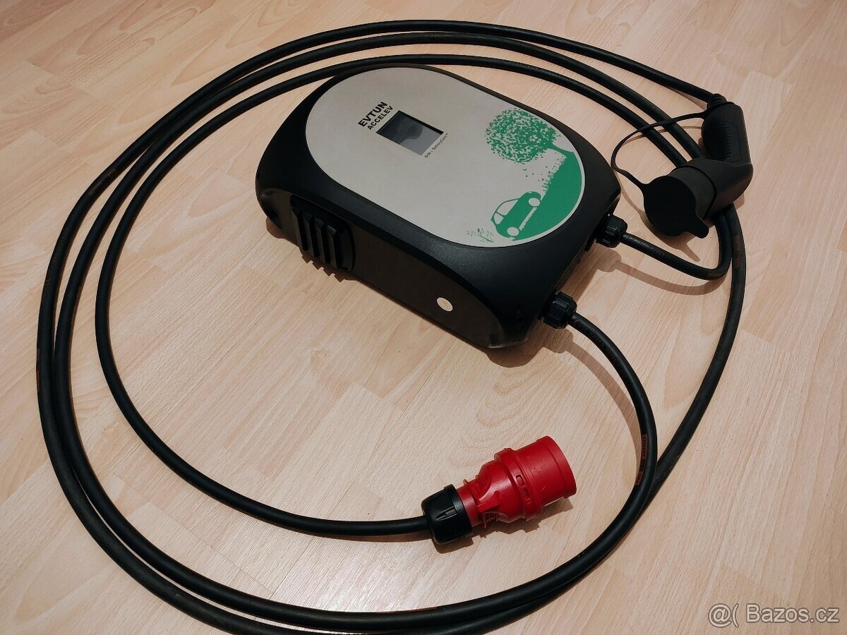 EV nabíječka EVtun Accelev two AC 8kW - 2