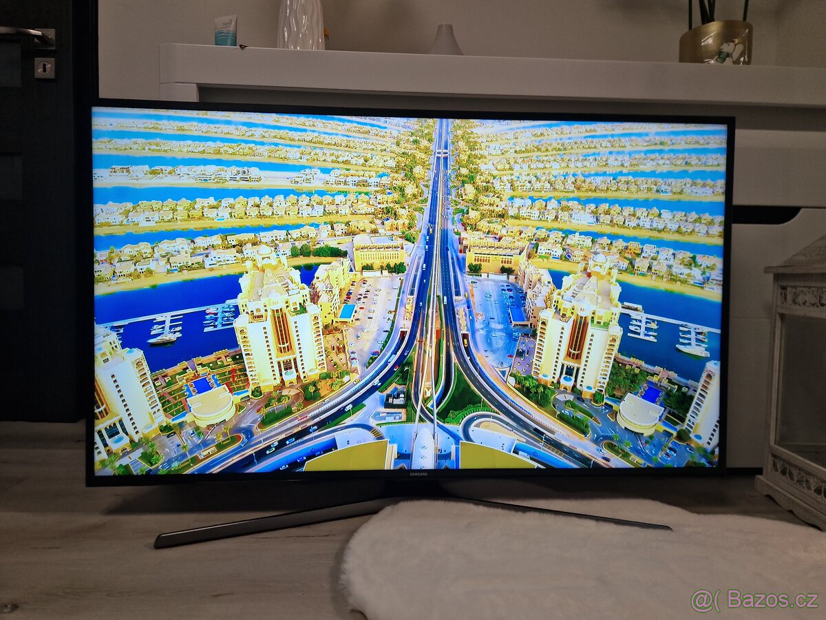 4K Smart Televize Samsung UE50MU6172(125cm) - 2