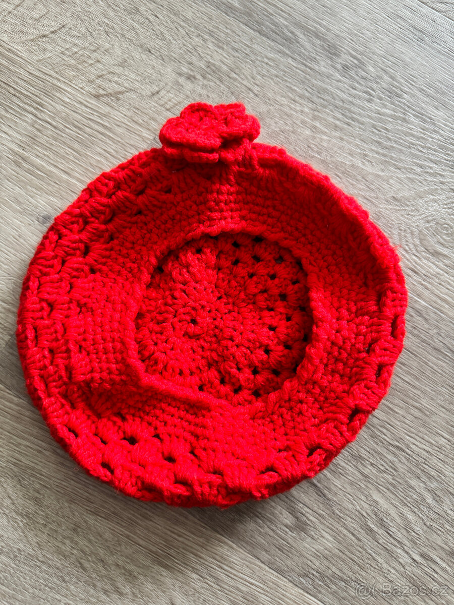 Čepice baret s kytičkou - 2