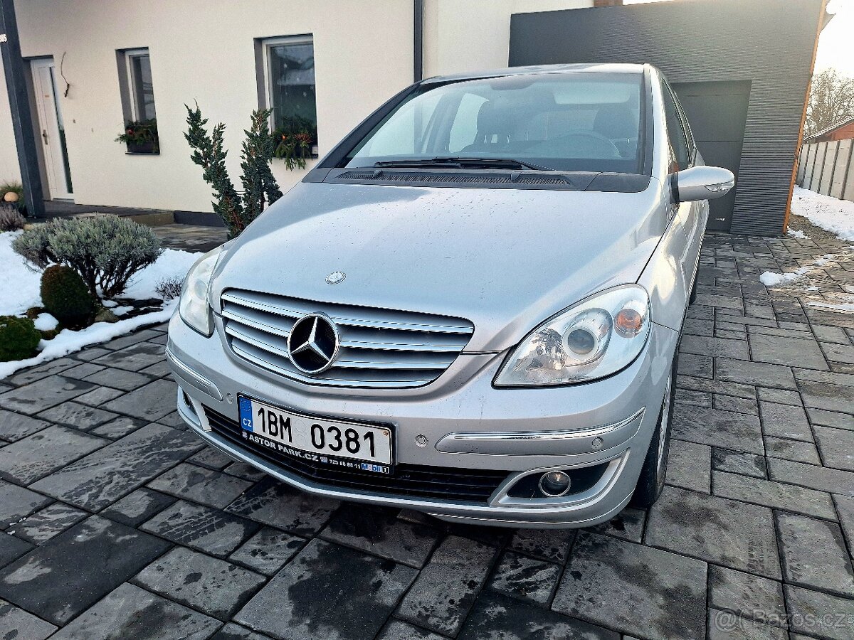 Mercedes Benz B170 - 2