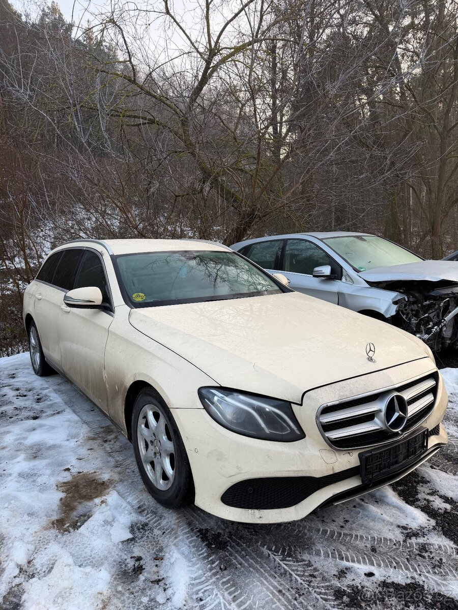 Náhradní díly Mercedes-Benz E-Class E-Klasse E W213 - 2