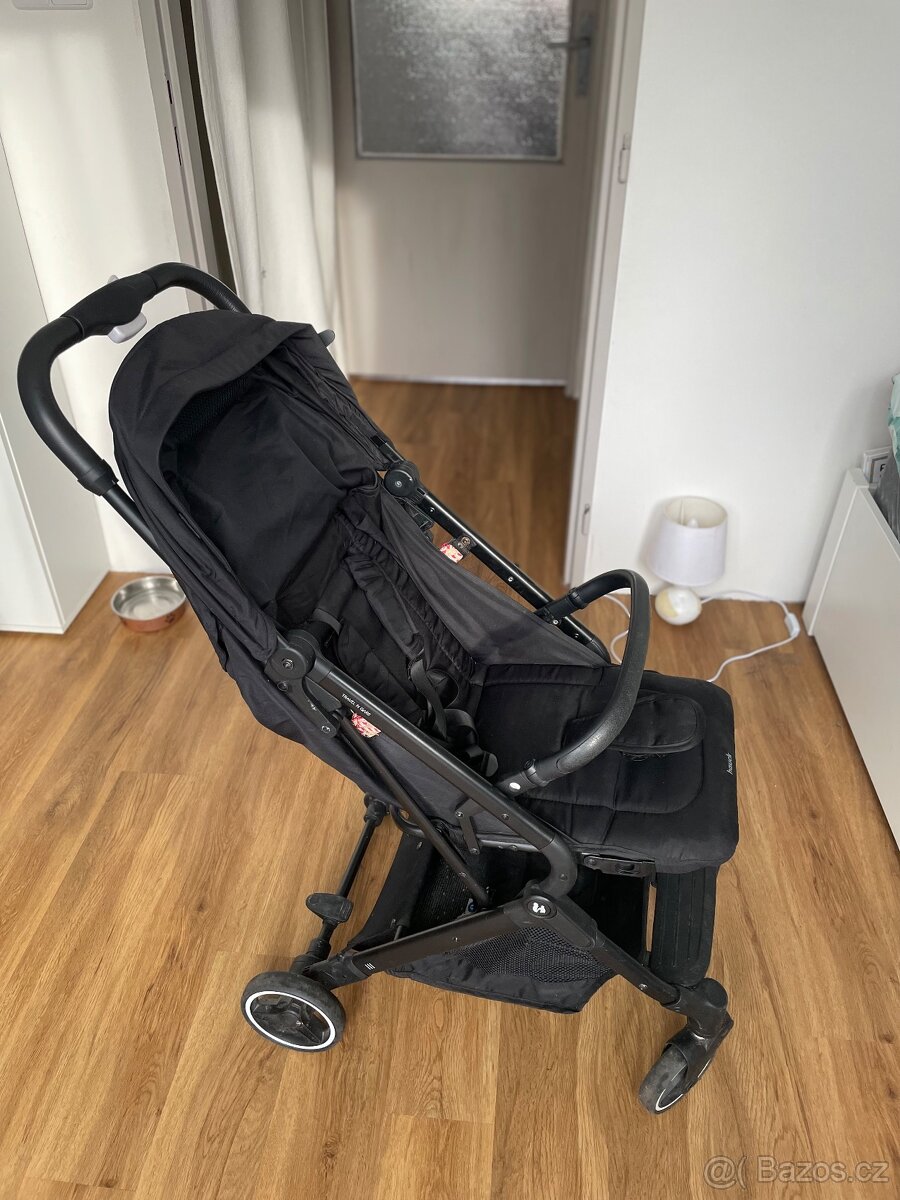 Cestovní kočárek - 2