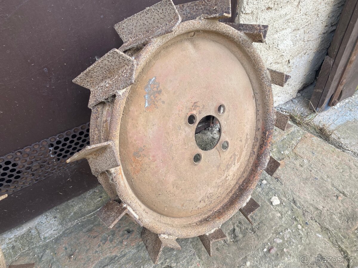 Kola 18 palců Tatra Praga - 2