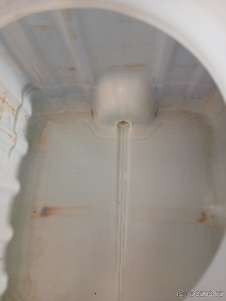 1000 litrová nádrž bez klece - 2