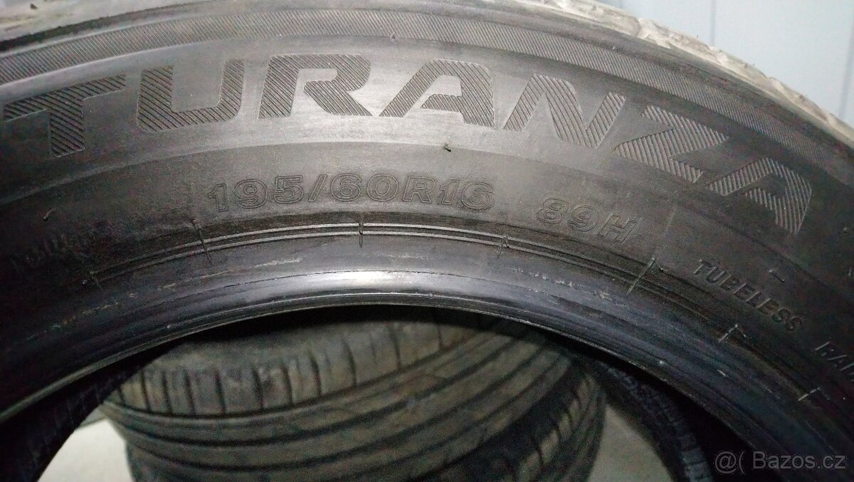 Pneumatiky 195/60 R16 - 2