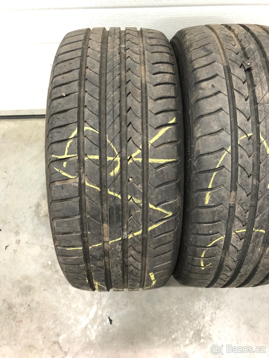 Letní pneu 215/40/17 - 2