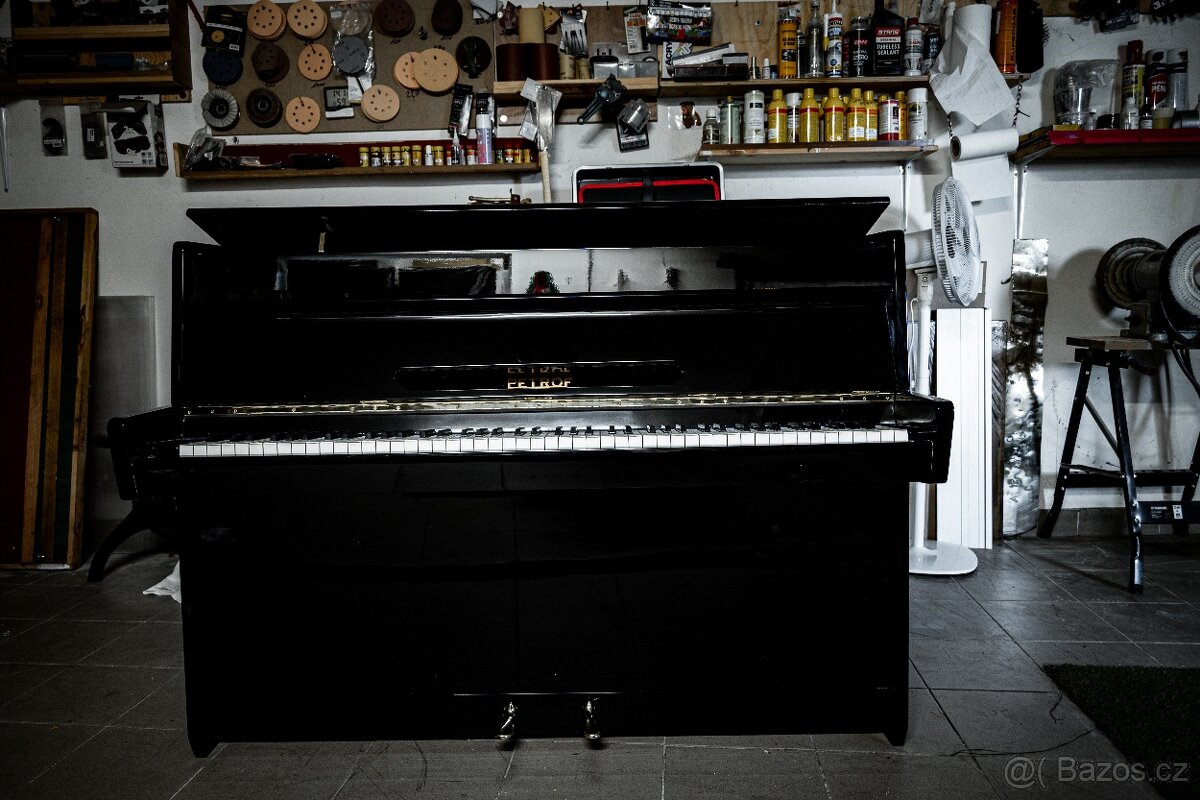 Pianino Petrof - 2